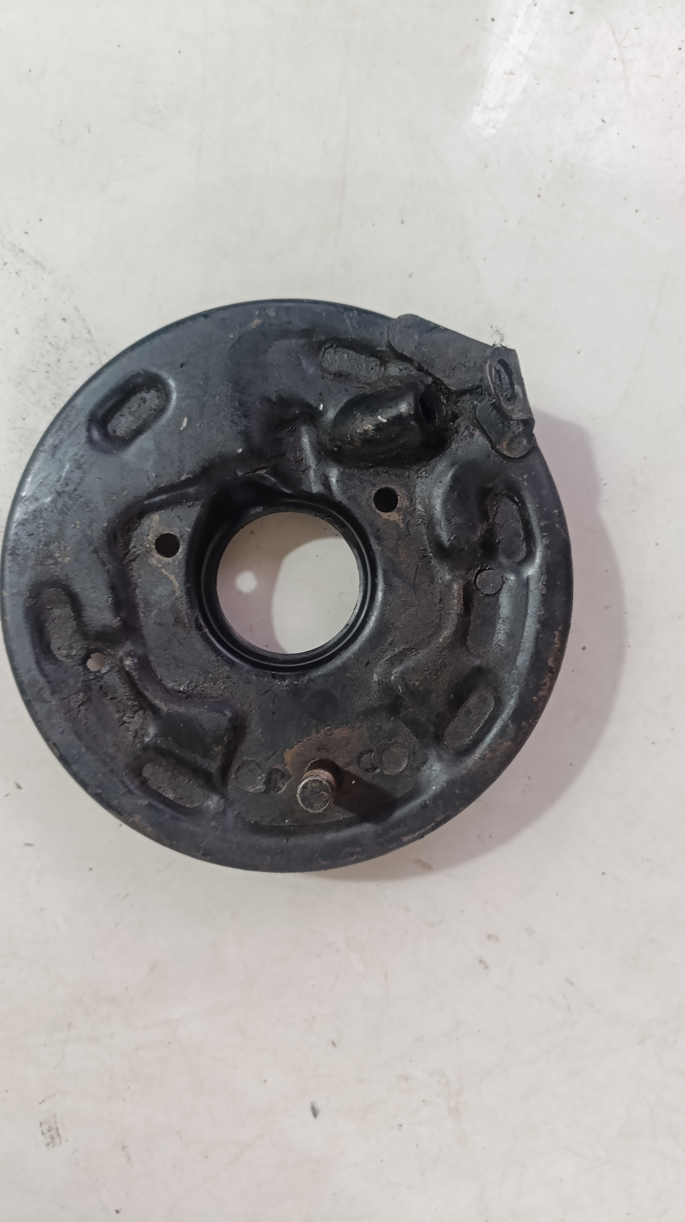 طبق ترمز دستی کامیونت ایسوزو۵تن استوک
